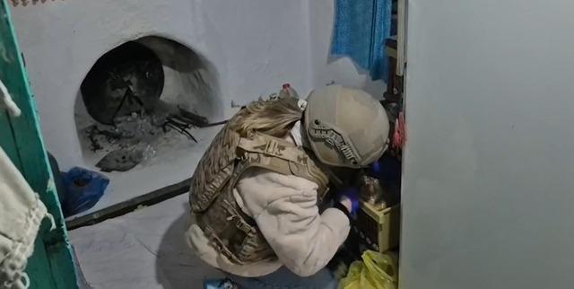 Aydın&rsquo;da ter&ouml;r &ouml;rg&uuml;tlerine y&ouml;nelik eş zamanlı operasyon: 5 g&ouml;zaltı 4