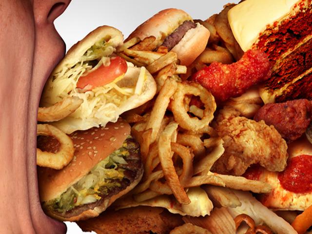 Kilo aldıran g&ouml;r&uuml;nmez d&uuml;şman! Tokken bile yeme isteğinin sebebi ortaya &ccedil;ıktı