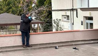 Uşak&rsquo;ta &ccedil;atıdan d&uuml;şen adam hayatını kaybetti