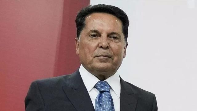 SON DAKİKA | Ahmet &Ouml;zer'e 6 yıl 3 ay hapis cezası