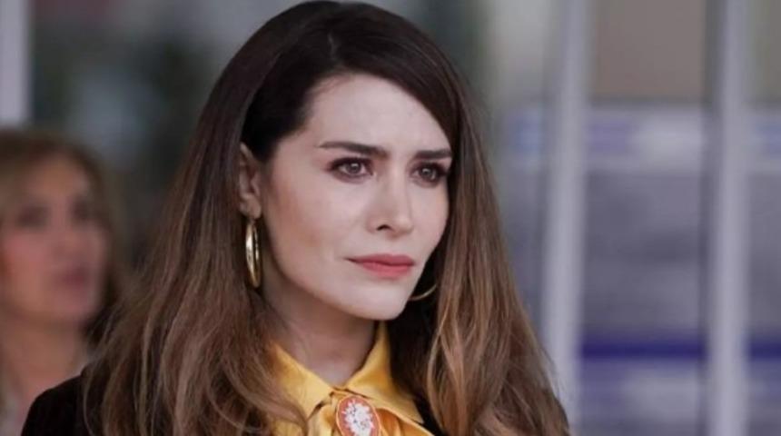 DEM Partililerin &ouml;rg&uuml; akımına Bel&ccedil;im Bilgin de katıldı! Yorumları kapattı