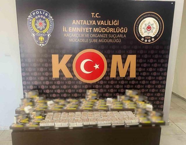 Su&ccedil; &ouml;rg&uuml;t&uuml;, zimmet, tarihi eser ve ka&ccedil;ak &uuml;r&uuml;n operasyonlarında 12 tutuklama 3