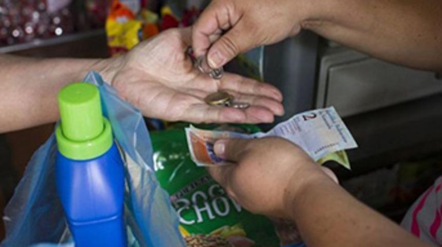 Venezuela 1 sene dolmadan asgari ücreti 3. kez arttırdı