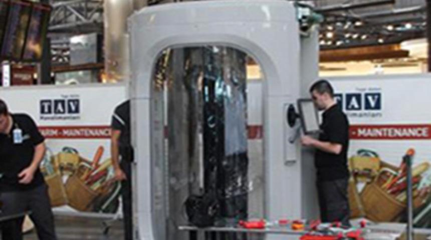 Havalimanlarında &quot;vücut tarayıcı cihaz&quot; kullanımı başlıyor