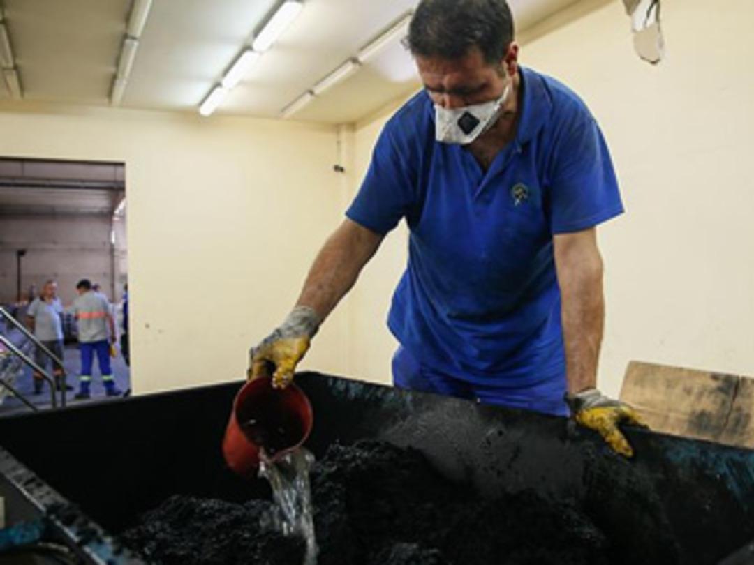 Zeytin atıklarından mangal k&ouml;m&uuml;r&uuml; &uuml;retti