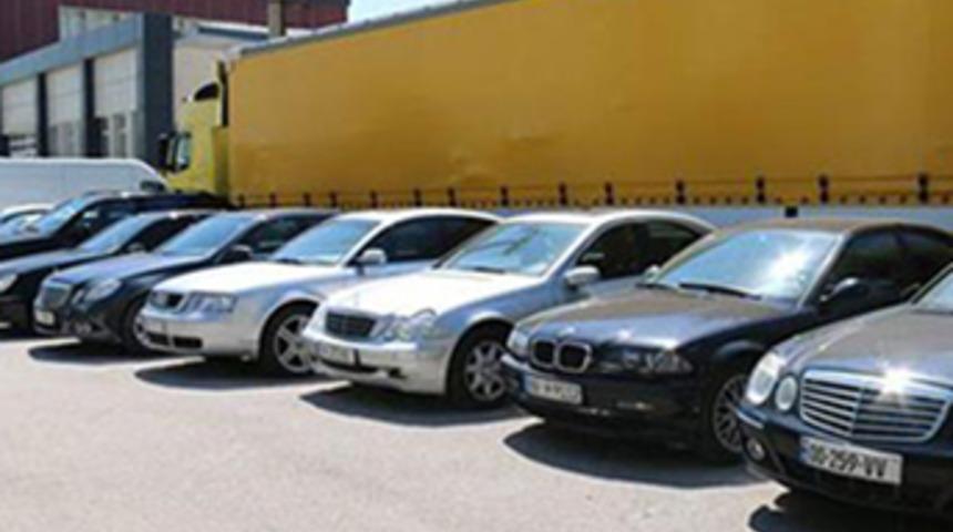 Ankara'da yabancı plakalı 20 lüks araca el konuldu