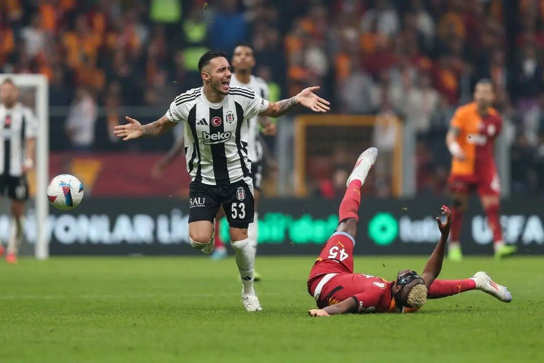 Emirhan Top&ccedil;u r&uuml;zgarı! Milan, Beşiktaş ın stoperini transfer etmek istiyor 1