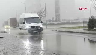 &Ccedil;orlu'da kuvvetli yağış etkili oldu