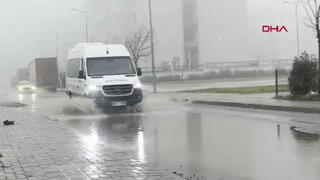 Çorlu'da kuvvetli yağış etkili oldu