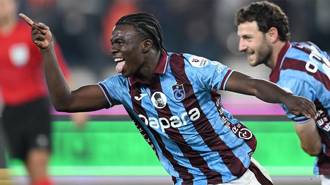 Galatasaray ve Fenerbah&ccedil;e peşinde! Trabzonspor un gen&ccedil; yıldızı Oulai i&ccedil;in rekor teklif 5