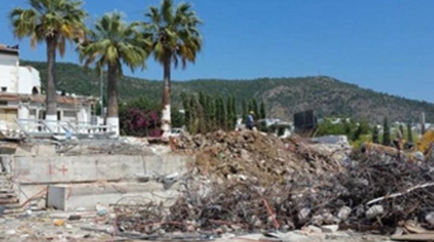 Halikarnas yıkıldı