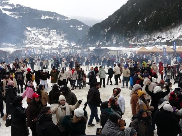 Trabzon'un turizm merkezi Uzung&ouml;l&rsquo;de Kış Festivali başladı