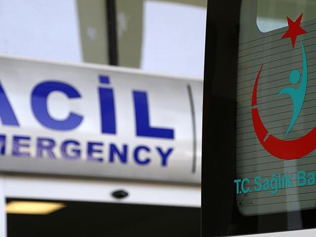 Şanlıurfa'da trafik kazası! 1 &ouml;l&uuml;, 8 yaralı