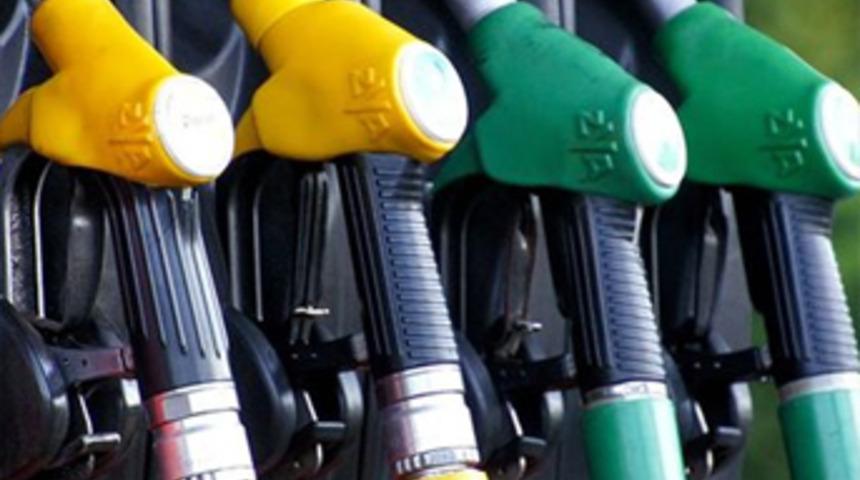 Benzine zam geldi