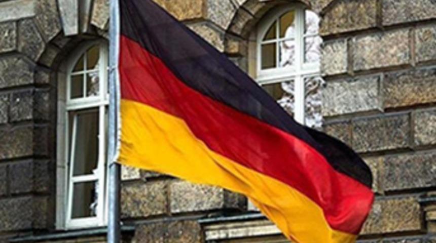 Almanya Ekonomi Bakanlığı: Türkiye'den gelen tüm savunma projesi başvuruları gözden geçiriliyor