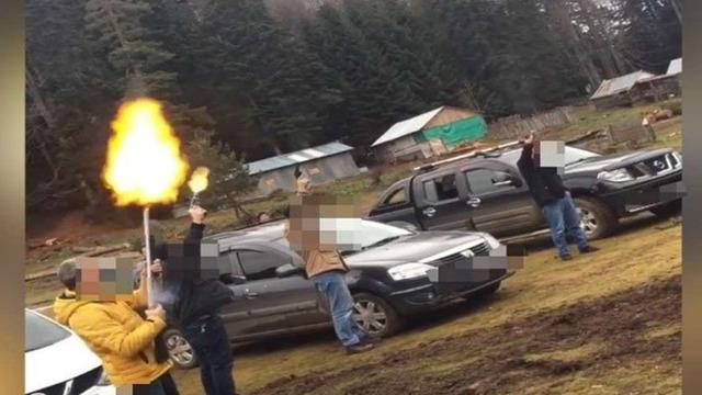 Düzce'de ateşli silahlarla paylaşım yaptılar! 8 kişi gözaltına alındı