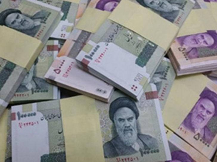 İran 90 yıllık riyali bırakarak eski para birimine dönüyor