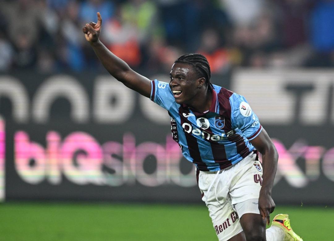 Fatih Tekke den flaş Oulai a&ccedil;ıklaması! Galatasaray ve Fenerbah&ccedil;e nin listesindeydi 2