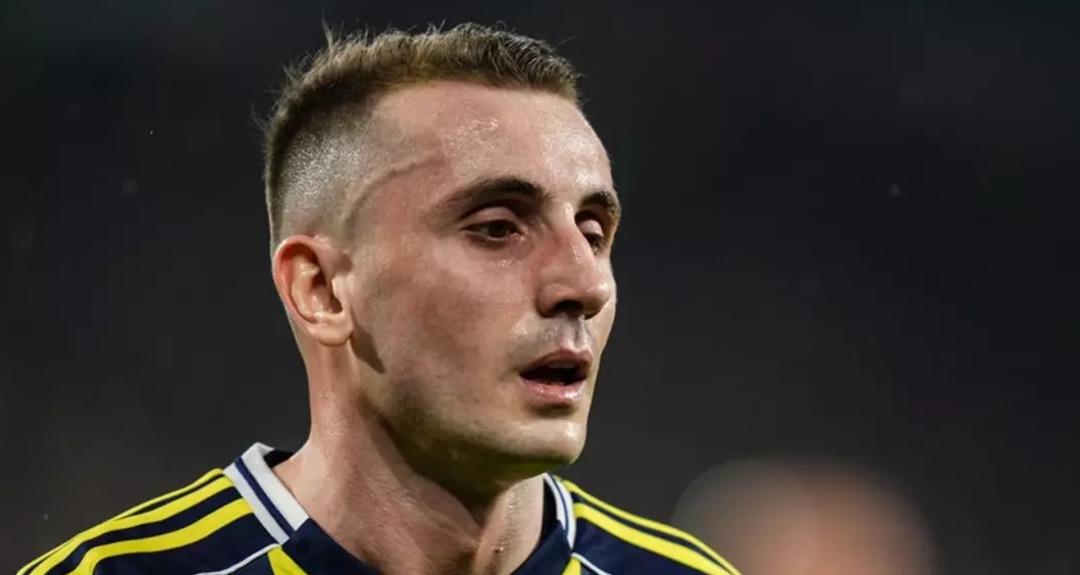 Fenerbah&ccedil;e de Kerem Akt&uuml;rkoğlu ndan eleştirilere "beğeni"li cevap! 1