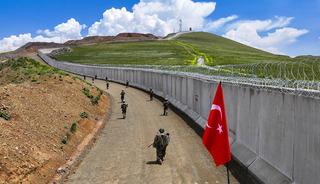 T&uuml;rkiye'den 'İran' hazırlığı! G&ouml;&ccedil;e karşı sınıra tampon b&ouml;lge