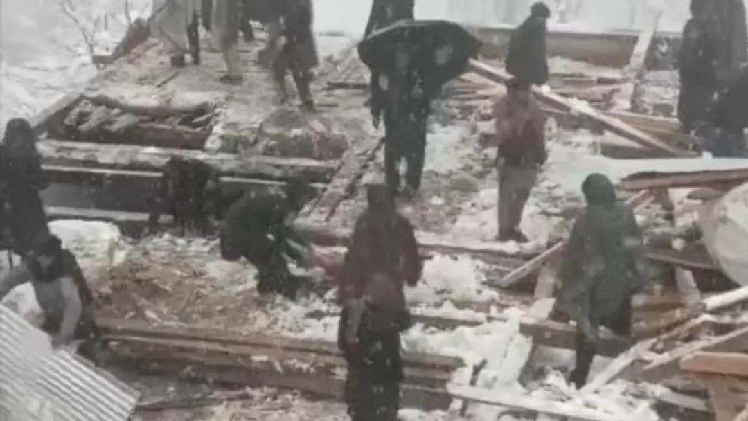 Kar yağışı felakete d&ouml;nd&uuml;! Bir aile yok oldu! Tam 9 kişi... 1