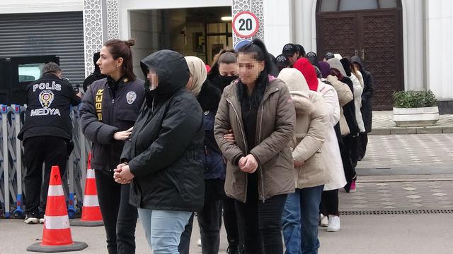 Yapay zekayla kadın olup tuzak kurdular: '483 milyon' detayı! 