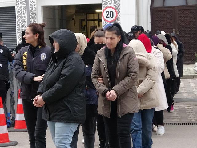 Yapay zekayla kadın olup tuzak kurdular: '483 milyon' detayı! 28 ile yayılmışlar