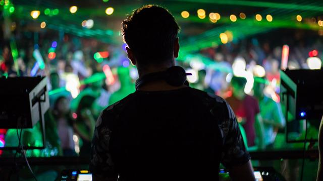 Gece kulüplerinde operasyon alarmı! Çöpler ve tuvaletler bile takipte, garsonlar gözlerini dört açıyor