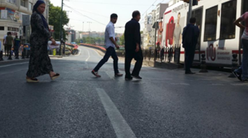 Aksaray'daki ünlü cadde Pazar günleri için yayalaştırıldı