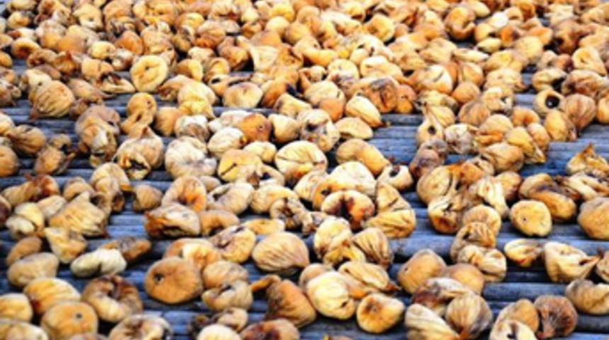 Aydın'daki ilk kuru incir 200 TL'den satıldı