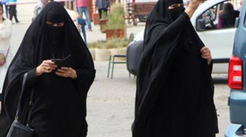 Arap turistler Uludağ'a akın etti
