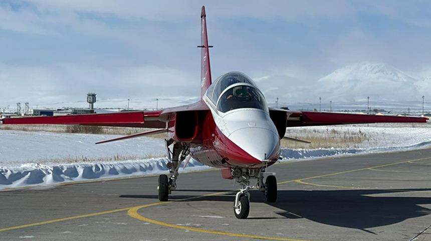 T&uuml;rkiye'nin ilk milli jet u&ccedil;ağı H&Uuml;RJET "dondurucu" sınavdan ge&ccedil;ti