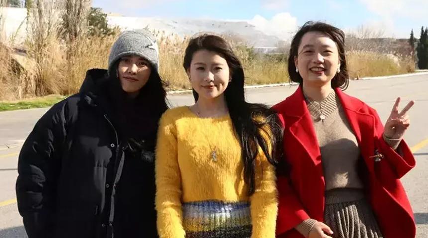 &Ccedil;inli turistlerin g&ouml;zdesi Pamukkale'de vize muafiyeti memnuniyeti