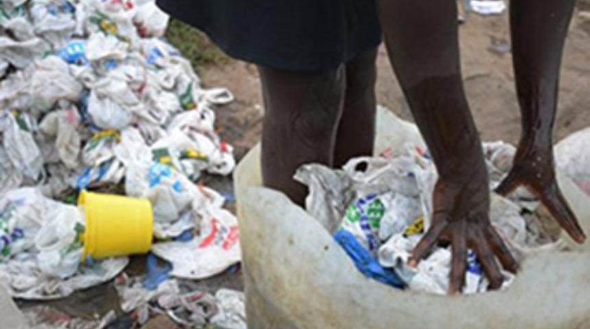 Kenya'da plastik poşet yasağı başladı