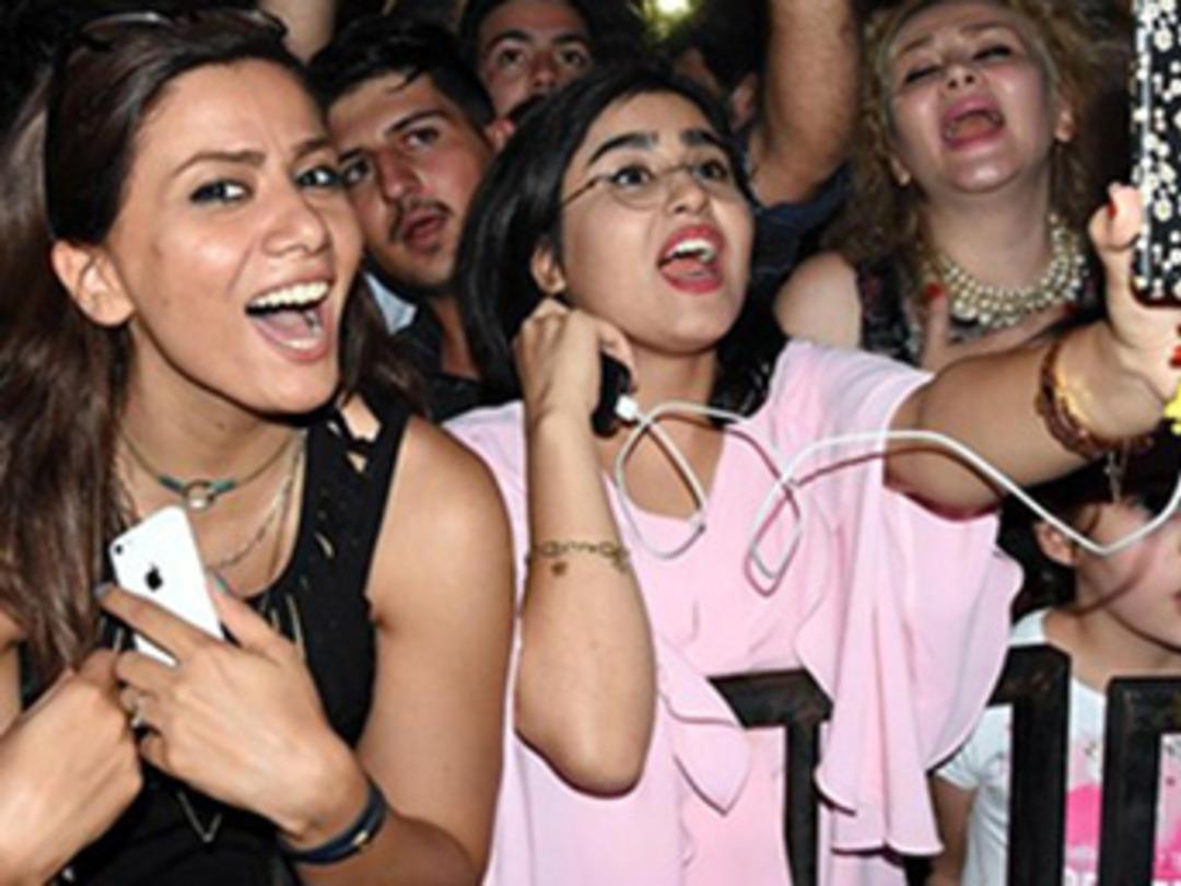 İranlı turist bayramda Van'a akın etti