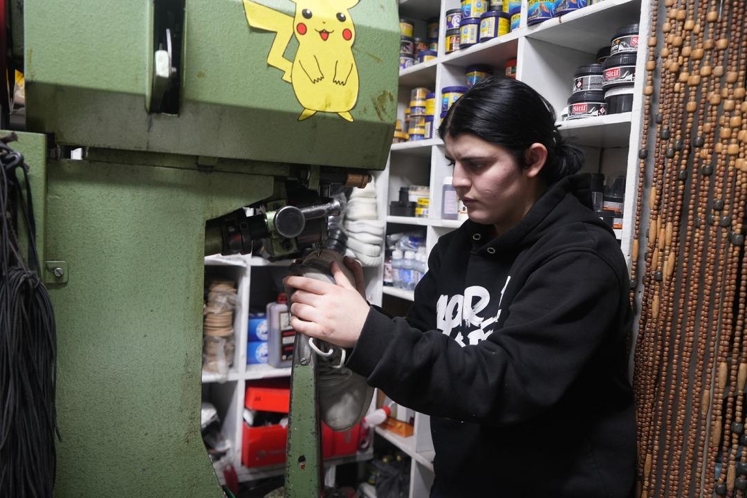 Erkek egemen meslekte bir ilk: "Yapamazsın" dediler, 16 yaşında başardı! 3