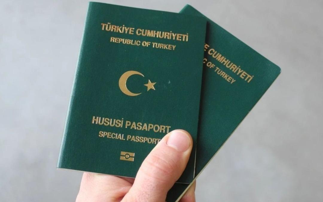 Yeşil pasaport i&ccedil;in &uuml;zen iddia: AB, askıya alabilir mi? 2