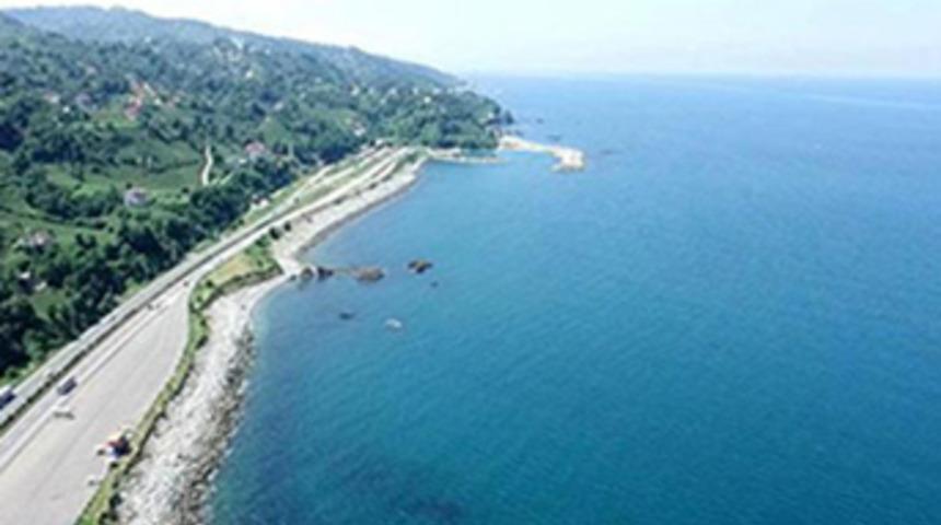 Rize-Artvin Havalimanı için deniz dolgusuna başlandı