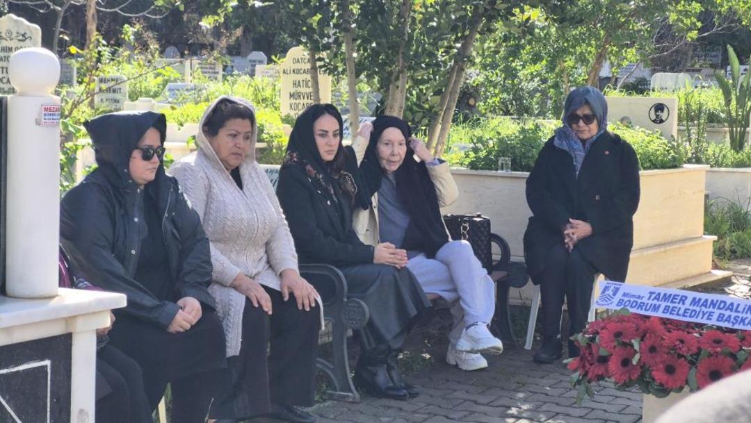 Usta oyuncuya b&uuml;y&uuml;k vefasızlık: Yeşil&ccedil;am ın yıldızı 10 kişiyle anıldı 3