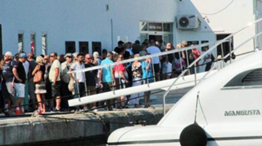 Yunan adalarına ticari yat seferleri yasaklandı