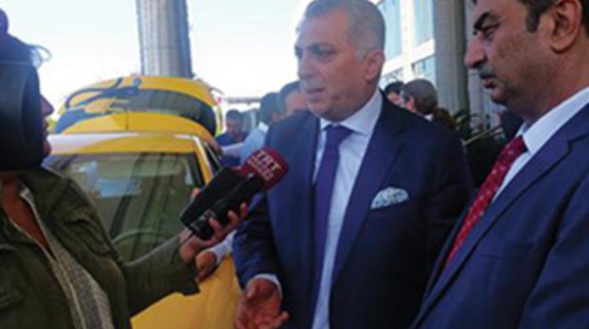Taksiciler dünya devi Uber'e dava açtı!