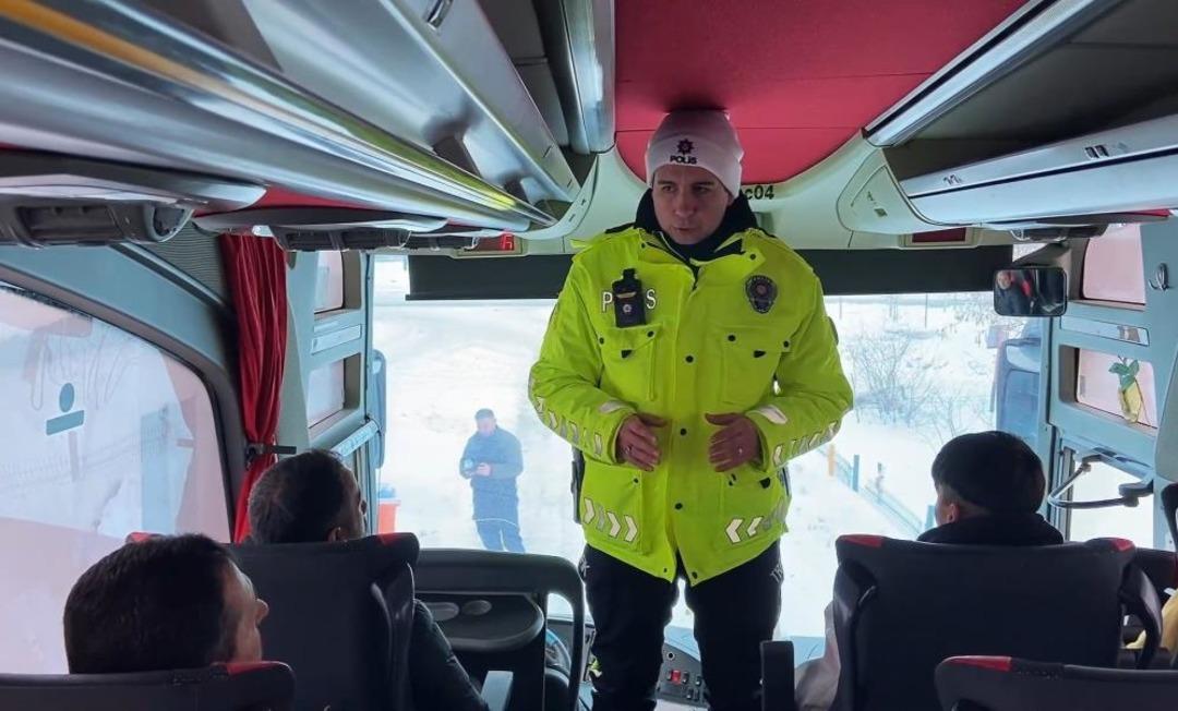 Ağrı da kış şartlarına yönelik trafik denetimleri sürdürülüyor 1