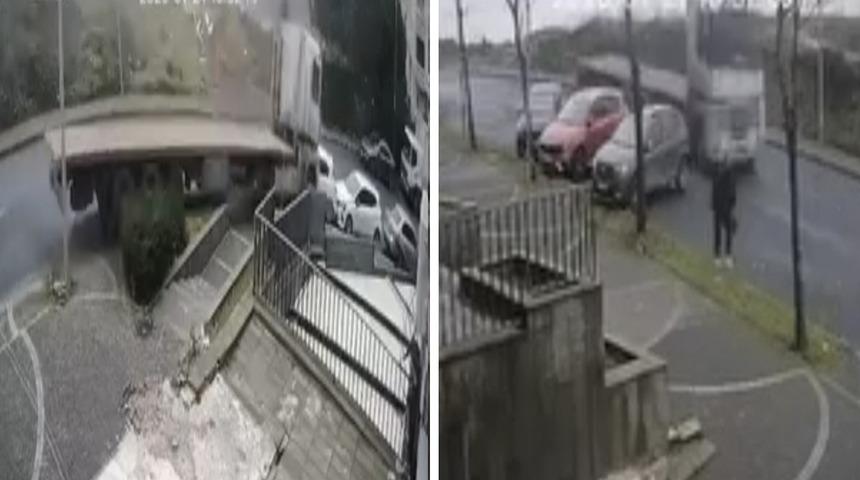 Başakşehir'de yokuştan kayan TIR 5 araca &ccedil;arptı; kaza kamerada