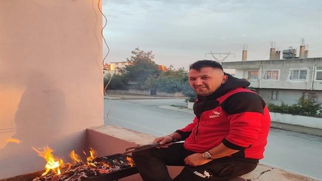 Devrilen traktörün altında kalan sürücü hayatını kaybetti