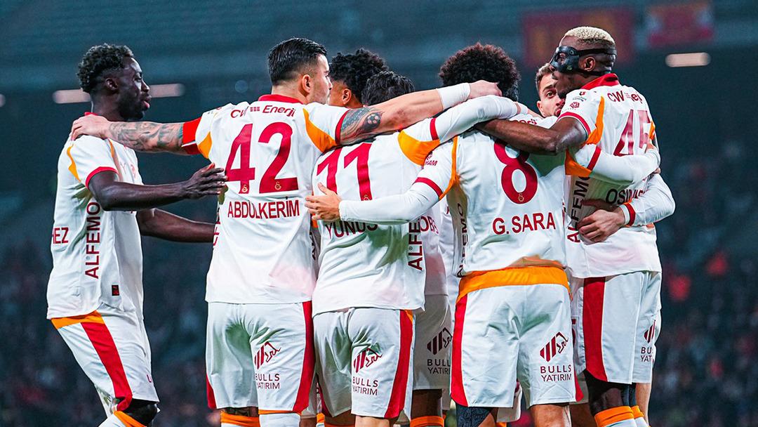 Galatasaray da Sara ile rekorlu başlangı&ccedil;! Fatih Karag&uuml;mr&uuml;k &uuml; 31.saniyede avladı 1