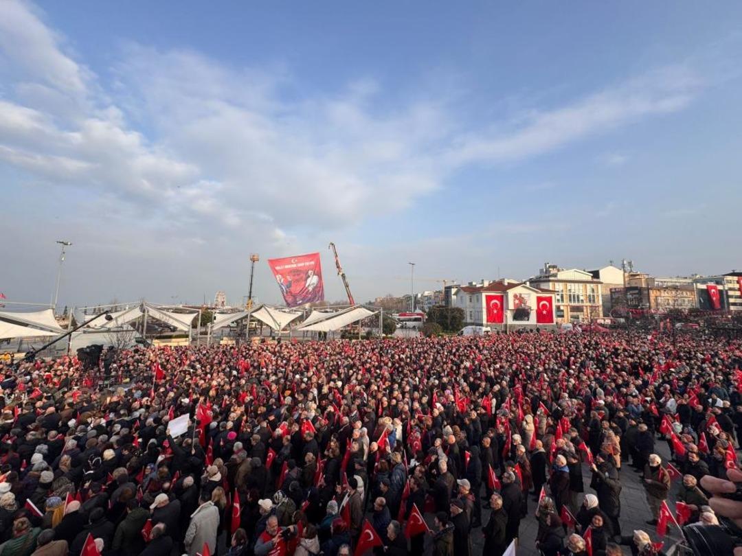 CHP Genel Başkanı &Ouml;zel, Yalova daki mitingde konuştu 1