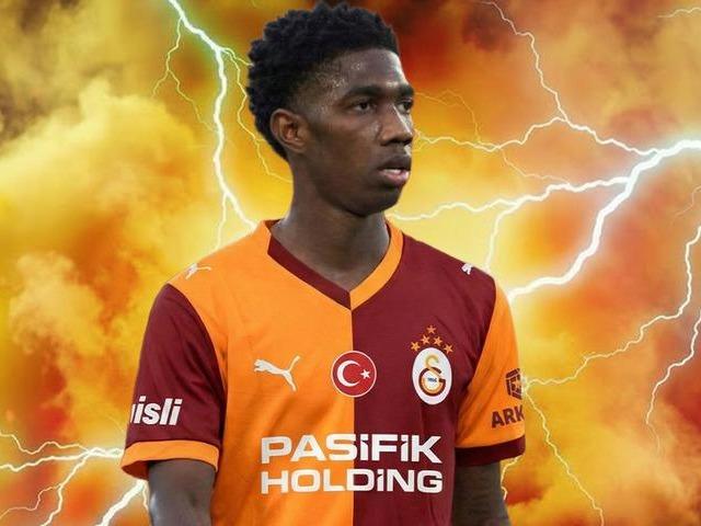 Galatasaray yeni transferi Yaser Asprilla'yı sosyal medyadan a&ccedil;ıkladı