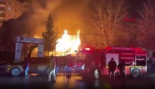 Diyarbakır&rsquo;da kafede yangın