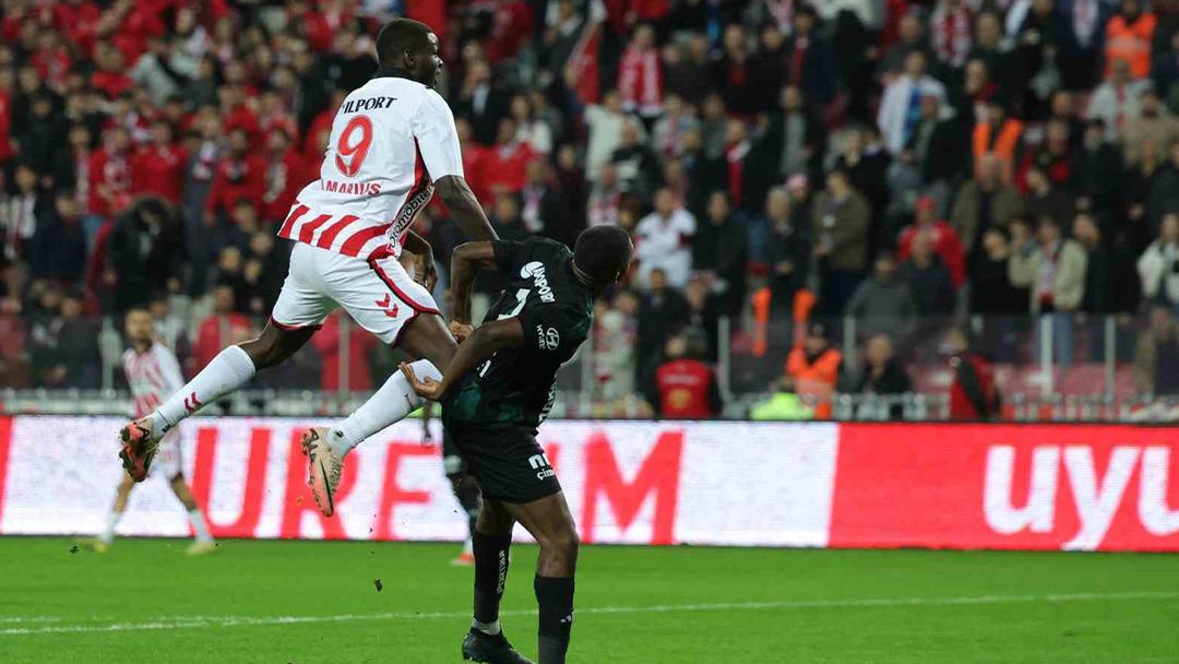 CANLI | Kasımpaşa - Samsunspor ma&ccedil; anlatımı! Ma&ccedil; ne zaman? Saat ka&ccedil;ta ve hangi kanalda? - 30 Ocak 2026 3