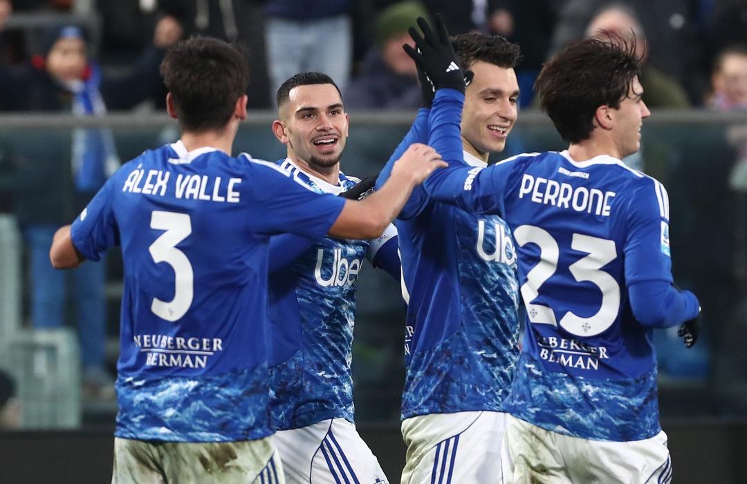 Como, Torino yu gol yağmuruna tuttu! Avrupa kupalarına g&ouml;z kırptı! 1